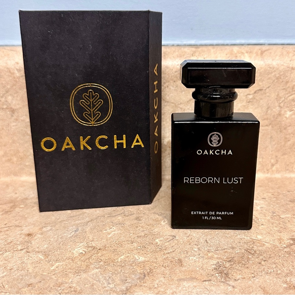 Oakcha Reborn Lust perfume - inspired by Viktor & Rolf's Flowerbomb 1 FL/30 mL